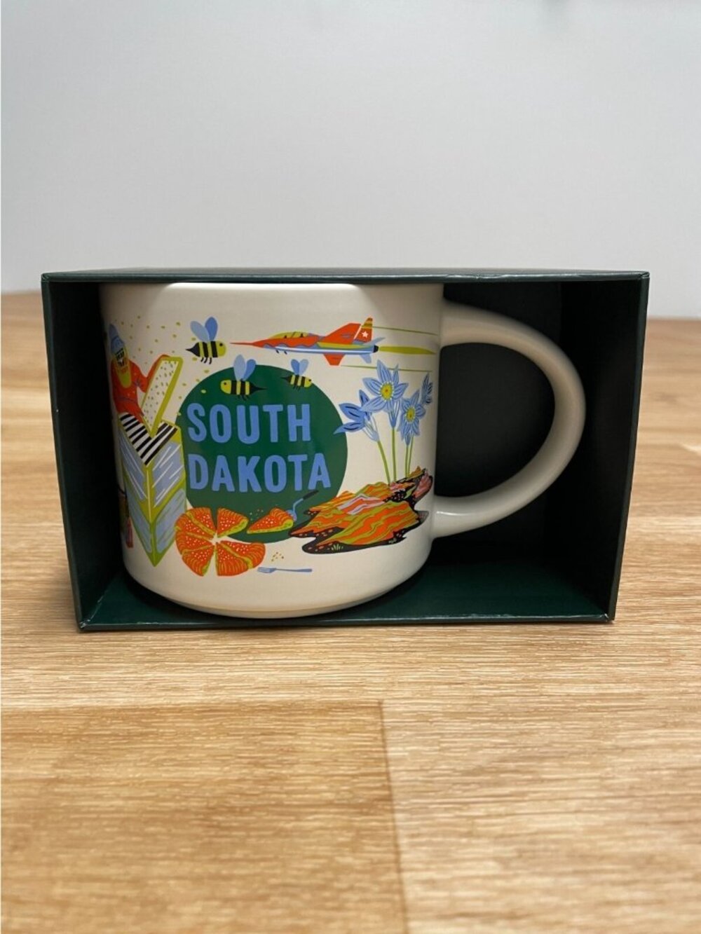 STARBUCKS DISCOVERY SERIES COFFEE MUG SOUTH DAKOTA 14 OZ NEW IN BOX FULL SIZE